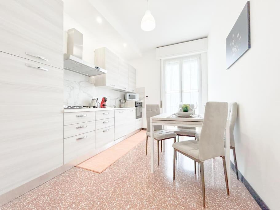 Elegant Apartment - Wifi - Smart Tv - Netflix Genua Buitenkant foto