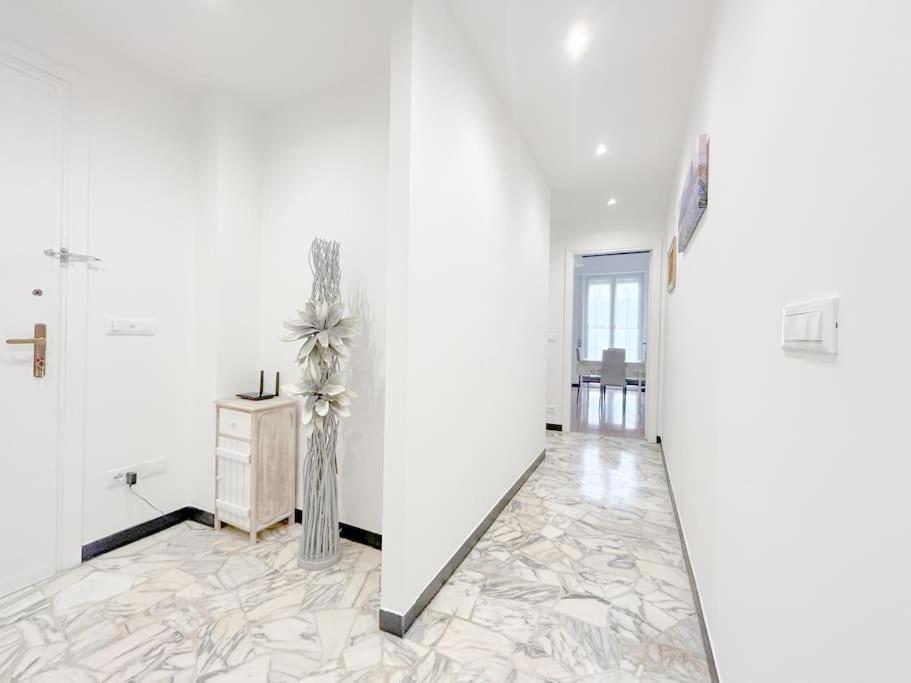 Elegant Apartment - Wifi - Smart Tv - Netflix Genua Buitenkant foto